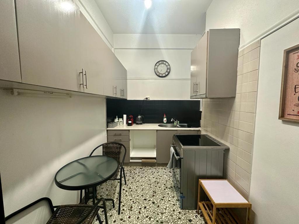 Athens 3Br Riviera Alimos Lägenhet Exteriör bild